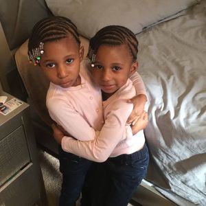 Meet your Posher, Kelli